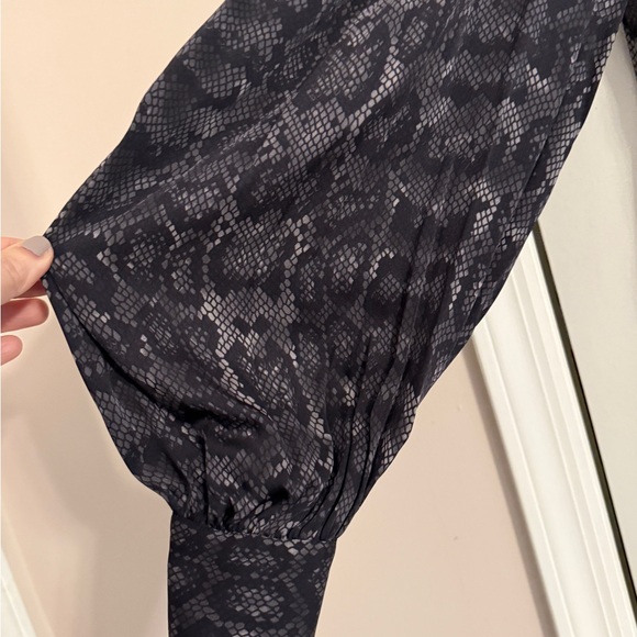Anine Bing Black and Grey Python Print Blouse - Picture 4 of 4